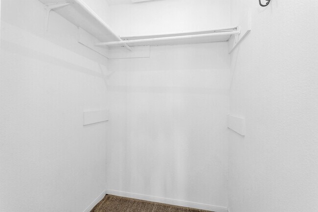 Building Photo - 12100 Melville Dr