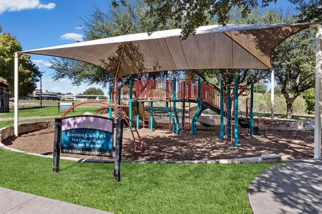 Building Photo - 765 Bent Wood Pl