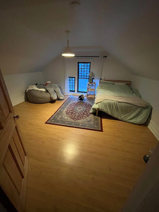 Building Photo - 2506 N Alder St