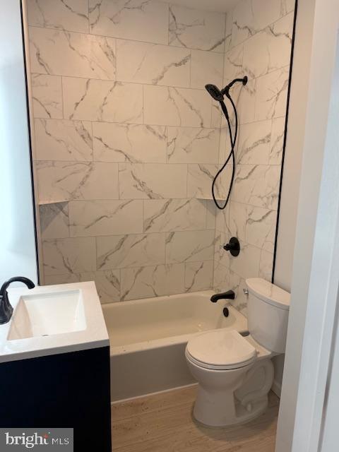 Building Photo - 147 Maple Terrace