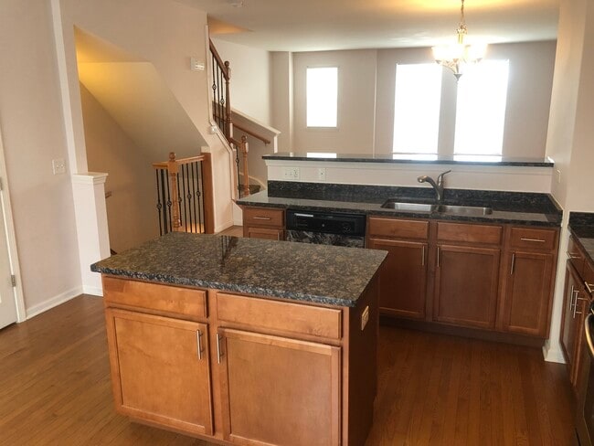 Building Photo - 3710 S Sangamon St