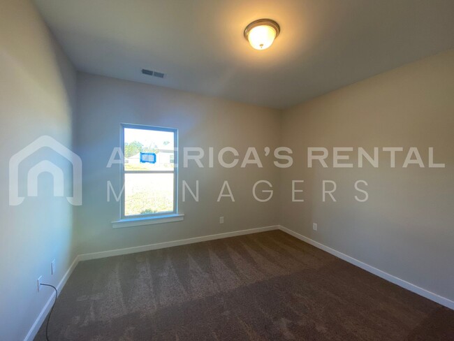 Building Photo - Home for Rent in Lincoln, AL.....Available...