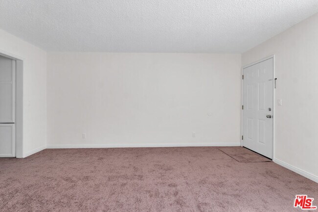 Building Photo - 7228 Allott Ave