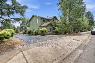 Building Photo - 3272 S Litzler Dr