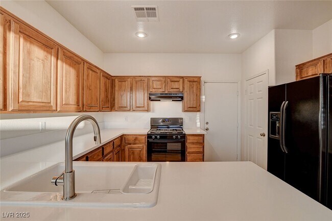 Building Photo - 5653 Mt Athos St