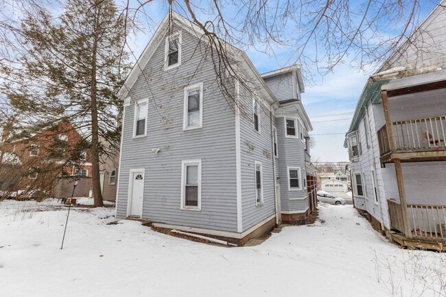 Building Photo - 2210 15th St