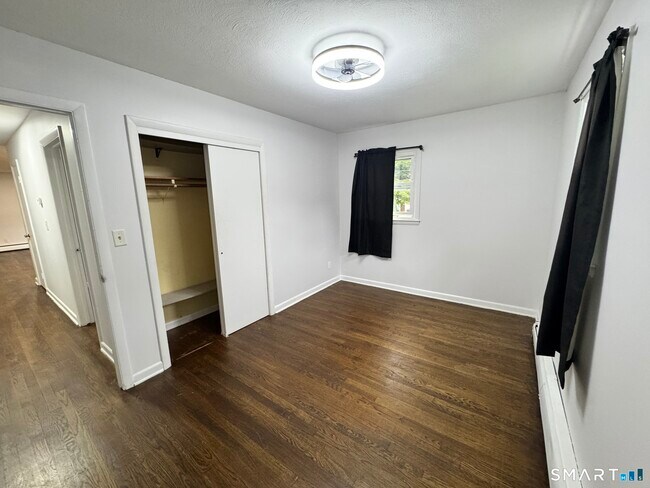 Building Photo - 9 Fulmore Dr