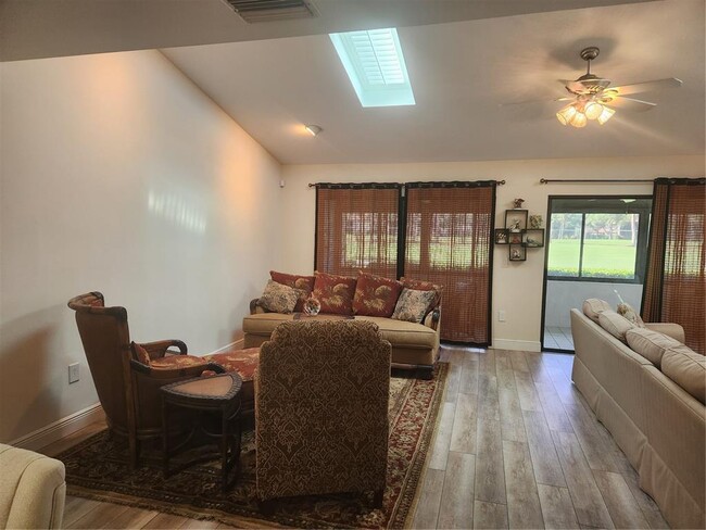Building Photo - 3411 Avenida Madera