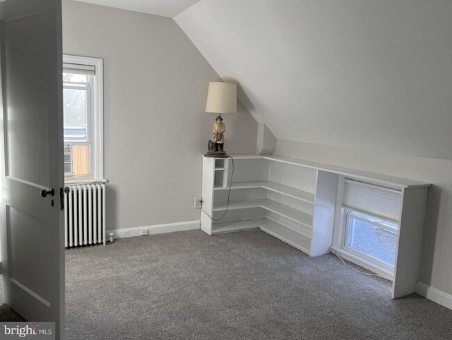 Building Photo - 11 Plainsboro Rd