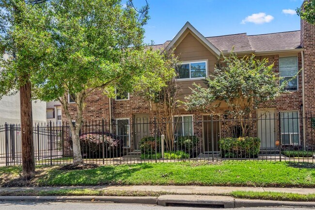 Building Photo - 2501 Bering Dr