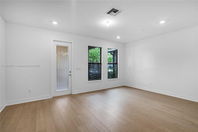 Building Photo - 8353 NW 7th Pl