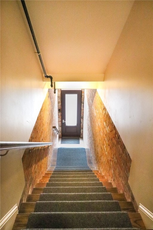 Building Photo - 64 E Market St