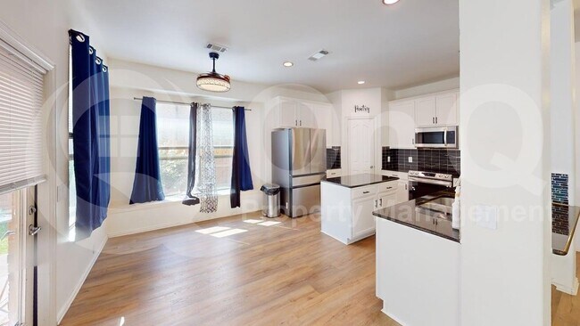 Building Photo - 1309 Chase Trail