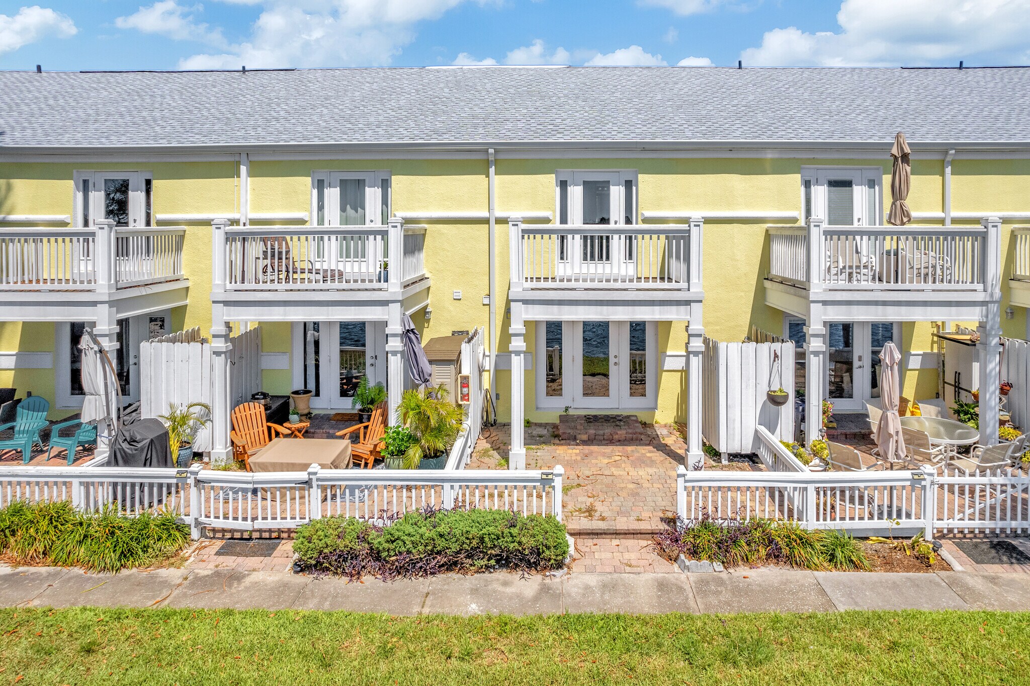 Building Photo - 3743 Pompano Dr SE