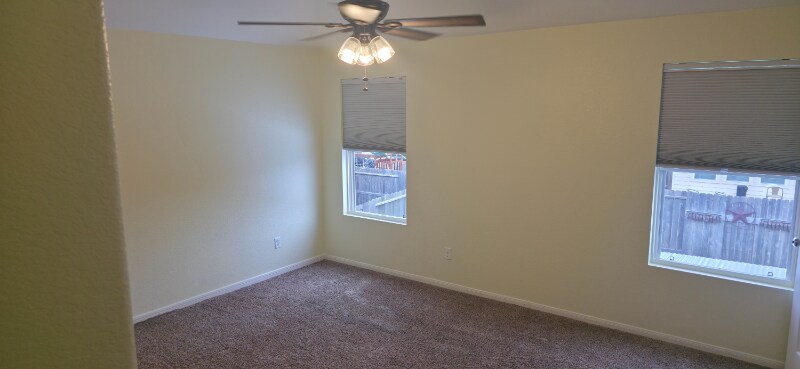 Building Photo - 16778 N Gull Dr