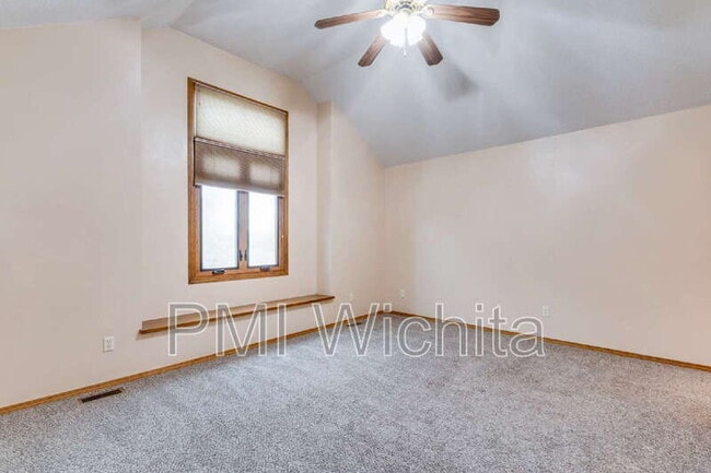 Building Photo - 6514 W Briarwood Ave