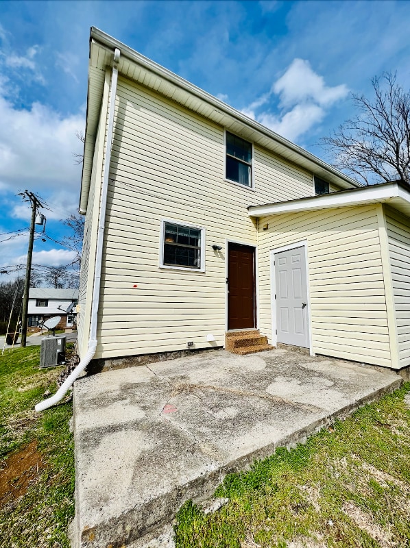 Building Photo - 2439 Paulawood Dr