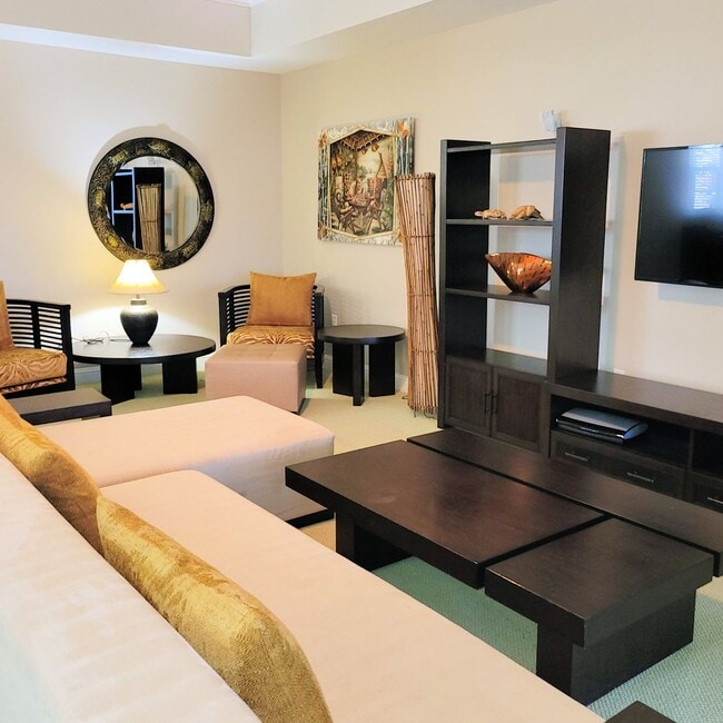 Building Photo - Luxury Living with Ocean Views in Wailea a...