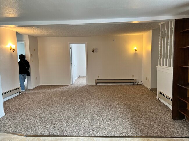 Building Photo - 4404 Forrest Rd