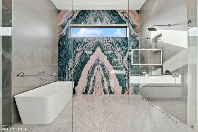 Building Photo - 8533 N Native Dancer Rd