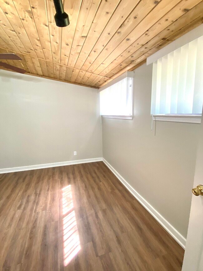 Building Photo - 4069 Christopher Ln