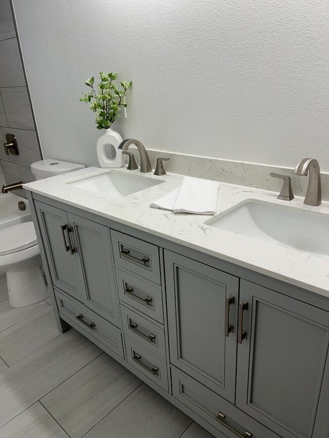 Building Photo - 3317 Fir Ave