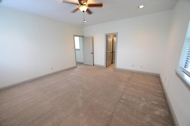 Building Photo - 4514 Inker St