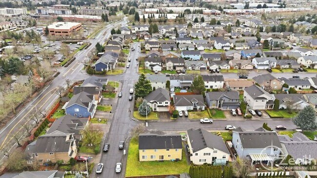 Building Photo - 17019 SE 3rd St