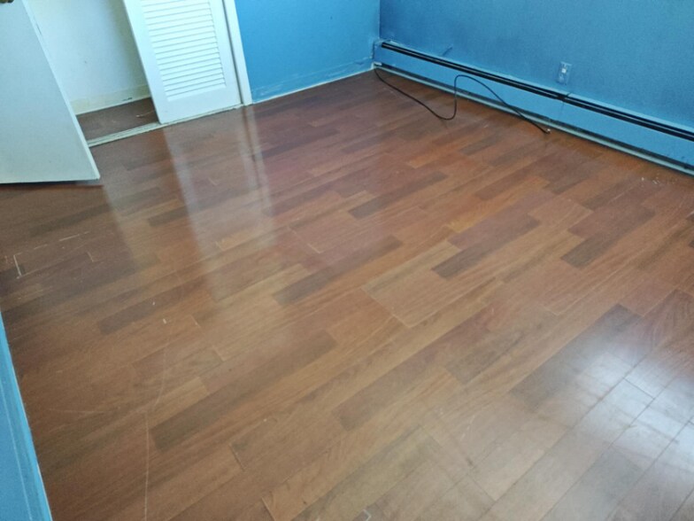 Building Photo - 12 Mercury Rd