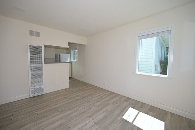 Building Photo - 4833-39 Del Monte Ave