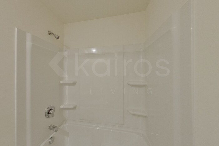 Building Photo - 174 Price Ml Trl