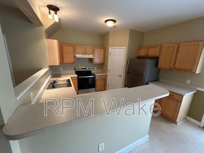 Building Photo - 8307 Glenwood Springs Ct