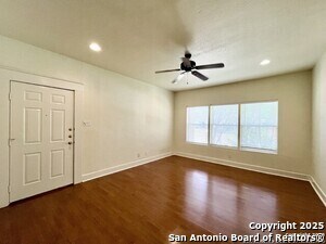 Building Photo - 1535 W Woodlawn Ave