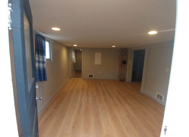 Building Photo - PCC-2107#