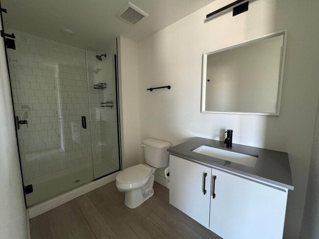 Building Photo - 973 E Broad St