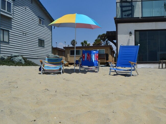 Steps to the sand - 676 Seacoast Dr