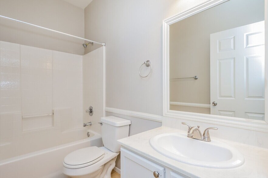 Building Photo - 2479 Crystal Ship Ct