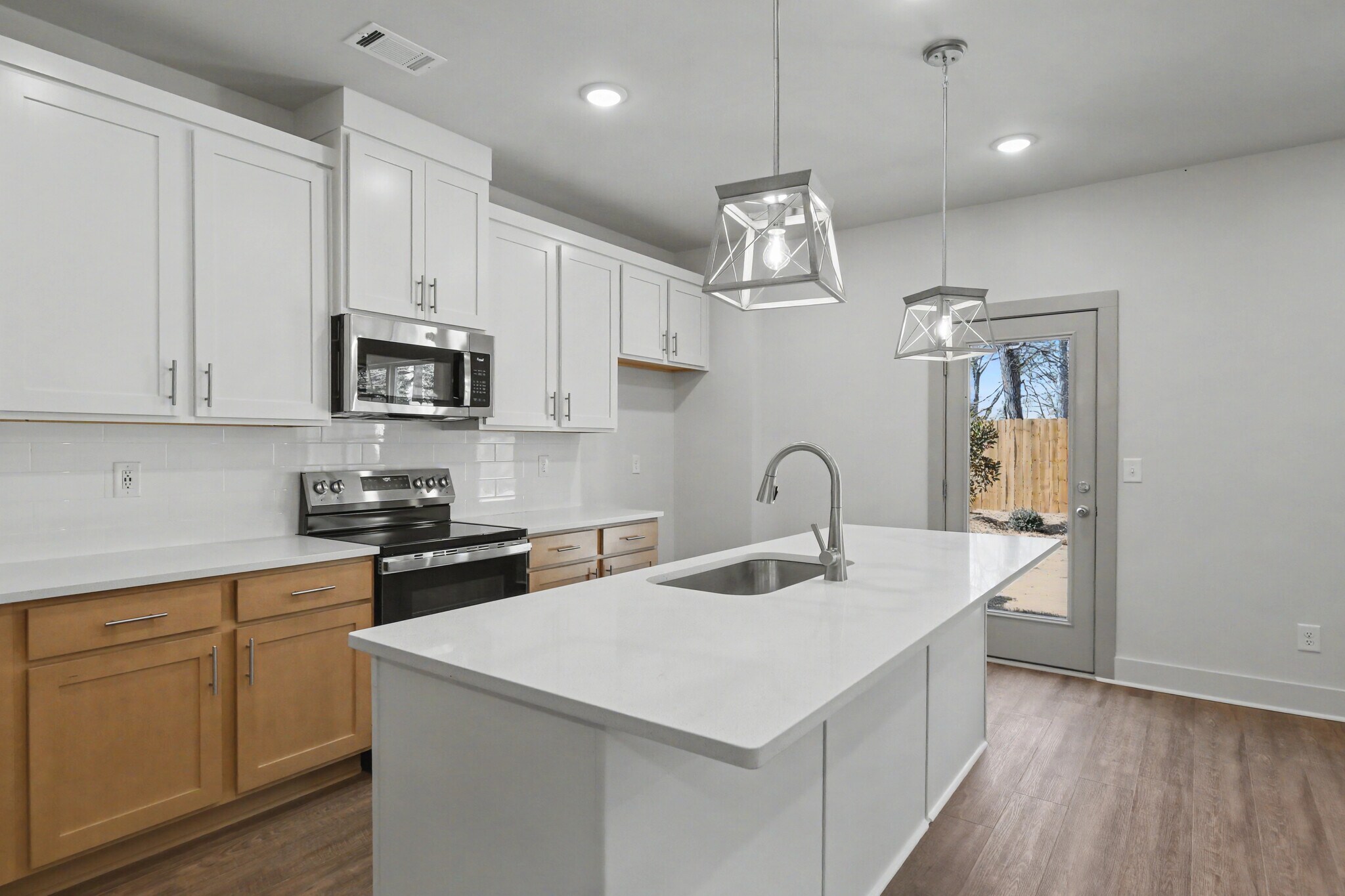 Building Photo - 4237 Fern River Trl