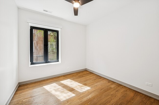 Building Photo - 1341 W Estes Ave