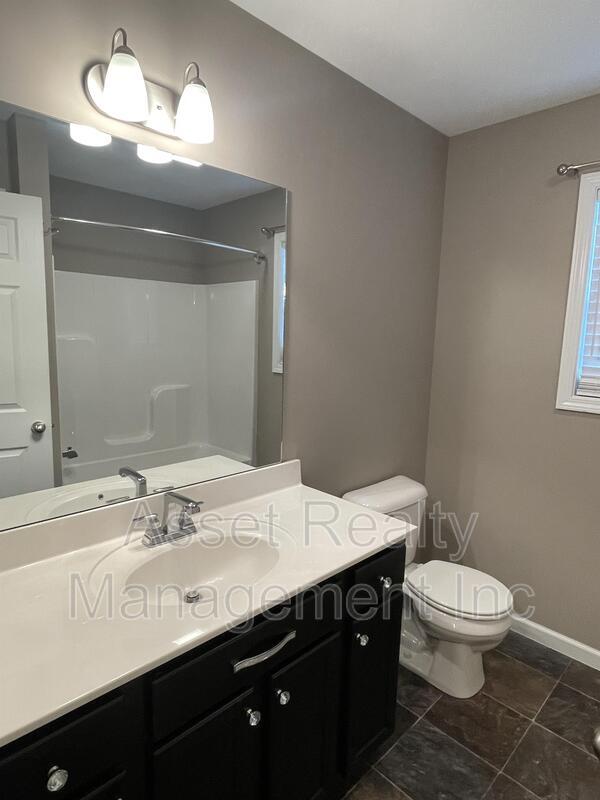 Building Photo - 8107 Cambridge Reserve Dr