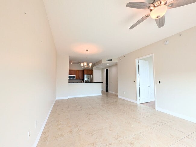 Building Photo - Modern 1BR/1BA Condo with 2 Parking Spaces – Prime Coral Gables Location