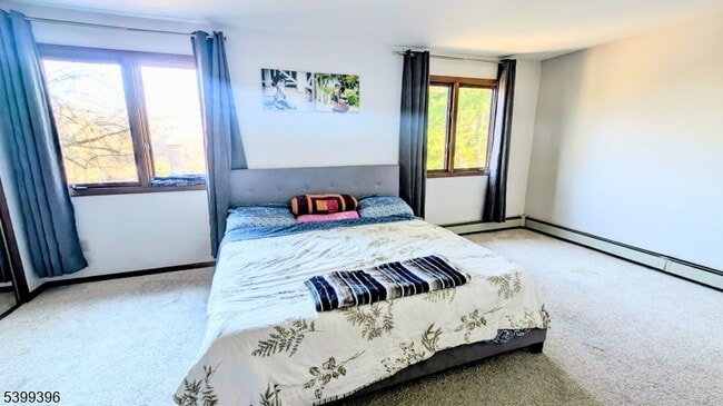 Building Photo - 22 Heritage Ct