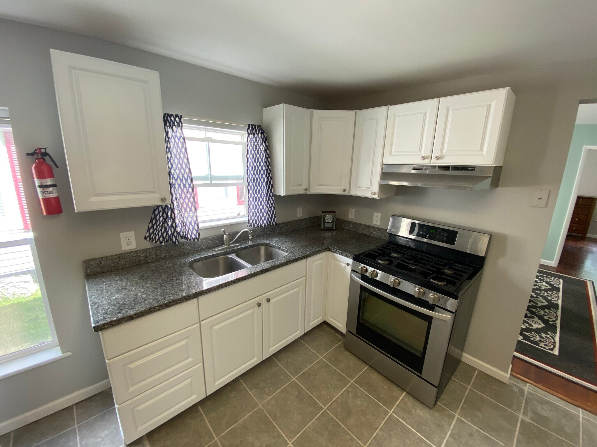 Building Photo - 133 Washington St