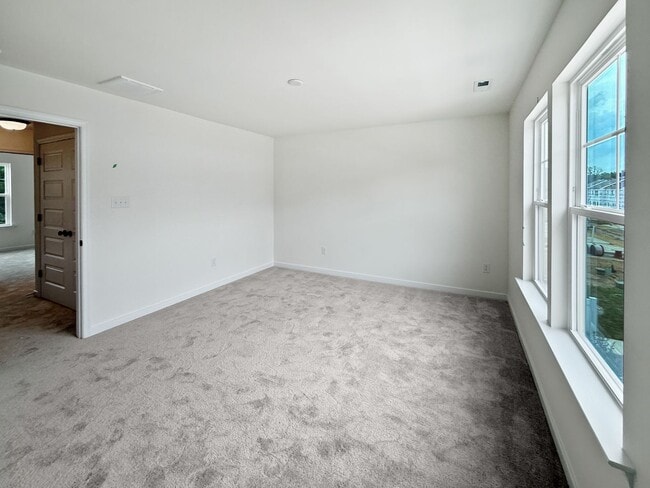 Building Photo - Brand-New 3-Bedroom Townhome in Sandston –...