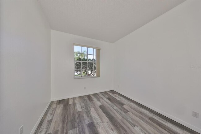Building Photo - 633 Tremont Greens Ln