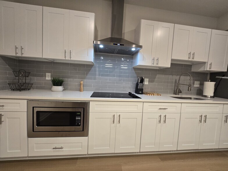 Building Photo - 9902 Obin Ln