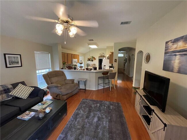 Building Photo - 10309 Broomflower Dr