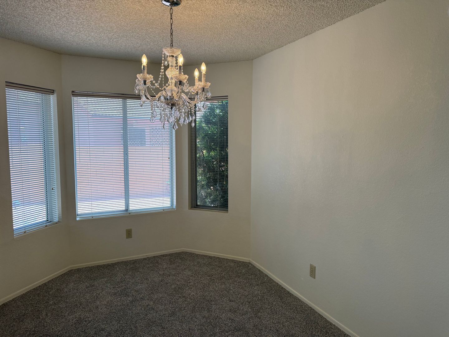 Building Photo - 3579 W Sky Ridge Loop