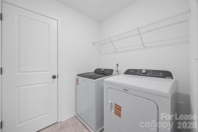 Building Photo - 328 Drawbar Dr