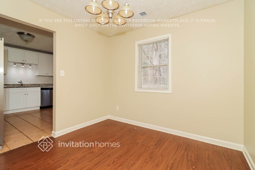 Building Photo - 4376 Mitchell Hill Dr